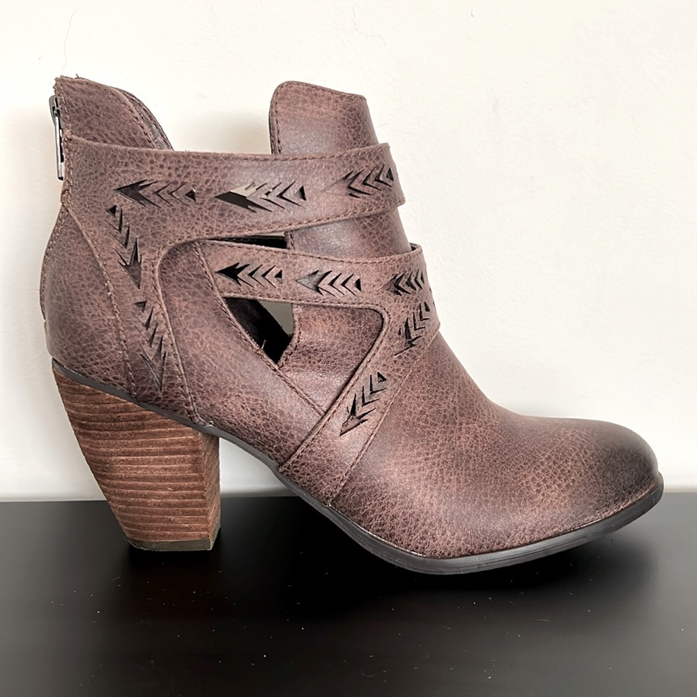 Not Rated Leather Enzo Laser-Cut Taupe Ankle Boot (SKU #884886931449)